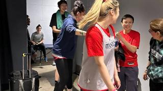 WNBA有望上演中国德比 李梦韩旭赛前打招呼