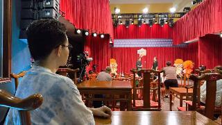 非遗传人吴曌受邀参加CCTV-3《一笑一周》栏目录制。