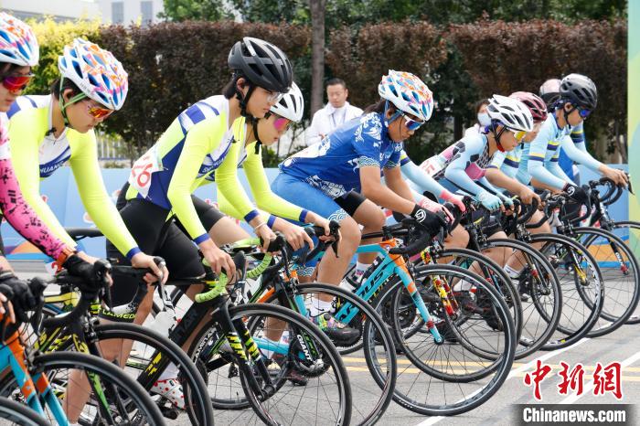 2024年河北省青少年公路自行车冠军赛在河北平乡开赛