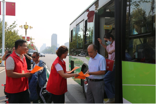 潍坊公交集团开展2023年绿色出行宣传月和公交出行宣传周系列活动