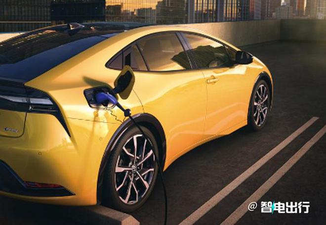 丰田全新一代普锐斯插电式混合动力版将于3月15日上市