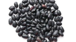 夏日补钾秘诀：黑豆——钾元素宝库