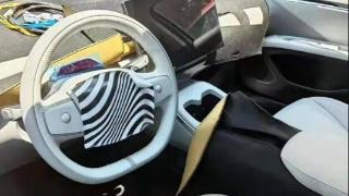 小鹏MONA首款车型内饰曝光 无仪表盘设计看齐特斯拉 6月发布