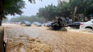 暴雨袭福建宁德 多处受淹