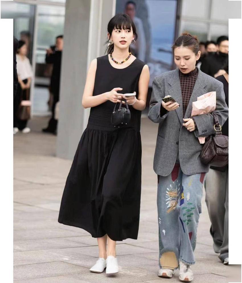 上海女生如何将基础款衣服穿出高级感