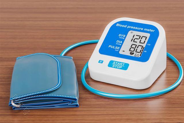 为何电子血压计越测越低？是使用不当吗？一文解答