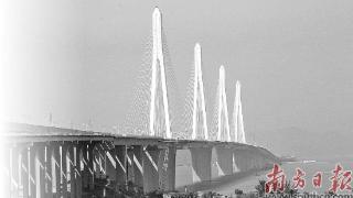 珠机城际金海特大桥    全面进入桥面系施工