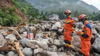 雅安汉源山洪泥石流灾害已致10人遇难，目前仍有29人失联