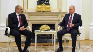 普京终究等到了这一天，亚美尼亚公开和俄罗斯唱反调