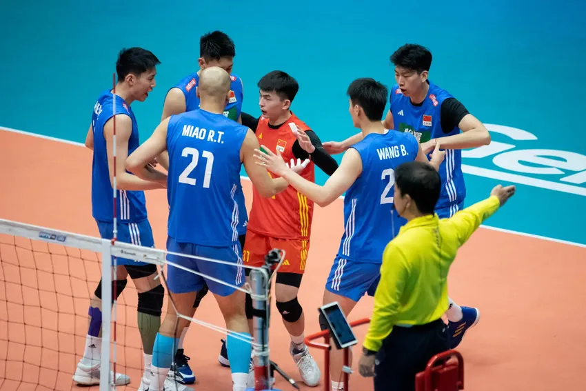 亚锦赛-中国男排0-3遭伊朗零封 无缘决赛与卡塔尔争铜