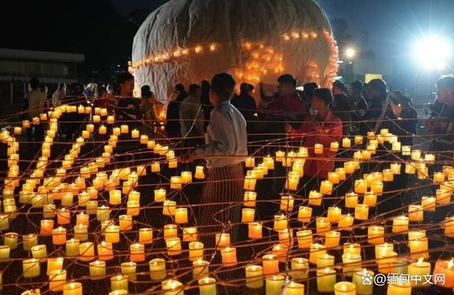 缅甸东枝市盛大重启德稍岱热气球节，63个炫彩热气球点亮夜空