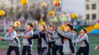 内蒙古呼和浩特：多彩社团伴成长