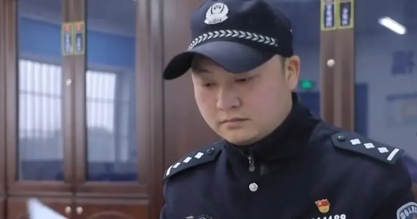 云南小伙13年间入狱6次，狱警察觉不对劲，调取档案后潸然泪下