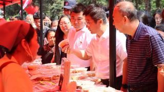 东北农业大学举办第二届校园美食节