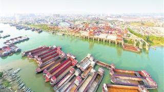 贵港市水路货运量累计完成2.09亿吨