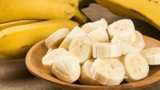 你知道每天吃一根香蕉，对心脏、皮肤和肠胃，都有哪些好处吗？