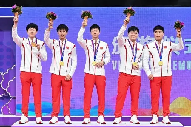 零封日韩，点燃赛场！中国乒乓“天团”包揽亚运团体冠军