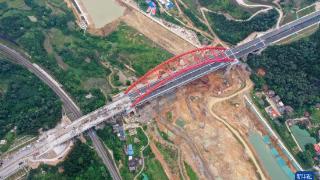 广西：南湛高速公路建设有序推进