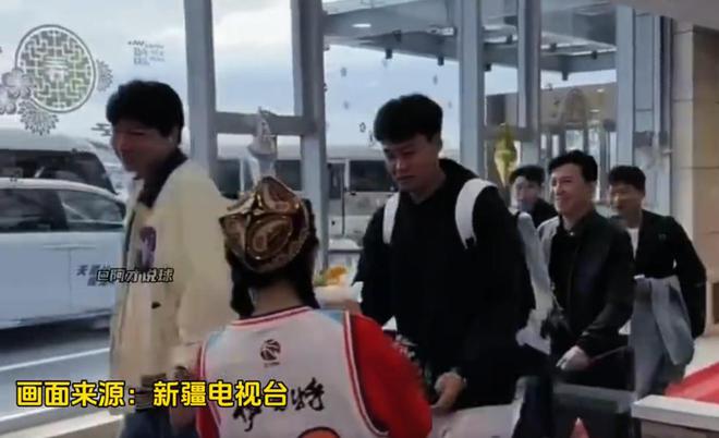赵睿首次亮相新疆接受采访，他的言论震撼了所有球迷