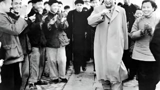 53年毛主席途经淮海战场，为何发火说：我非刘邦，粟裕也不是樊哙
