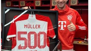 穆勒晒500胜纪念球衣：为拜仁取得的第500场胜利