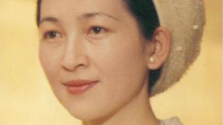日本天皇美智子嫁到皇室后，她的婚姻大事，明仁皇太子一见倾心