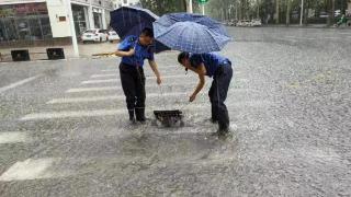 临沂市城管执法支队积极应对本轮极端强降雨天气