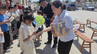 中国银行东营垦利支行：为乡村里的儿童送上“六一”礼物