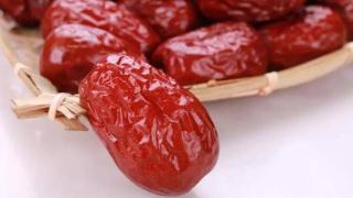 高血脂要少吃红枣，越吃血液越黏稠？医生：3种食物，血脂高少碰