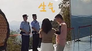 男友拍照张张“致命”？民警现场教学！网友：笑不活了