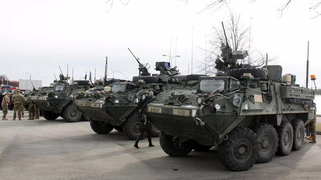 加拿大将一批装甲运兵车运到海地以打击犯罪