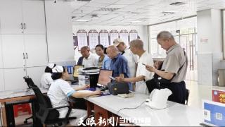 江口县组织离退休干部开展集中体检