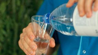 水是生命之源，那么该如何健康喝水呢？