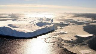 地球正走向冰河时期，为什么天气还这么热？