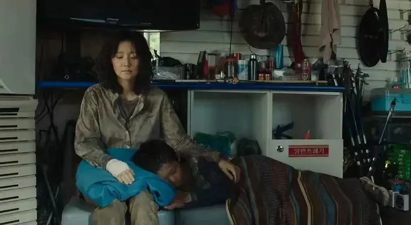 韩国频发“冰箱死婴”，妈妈为何丧失人性