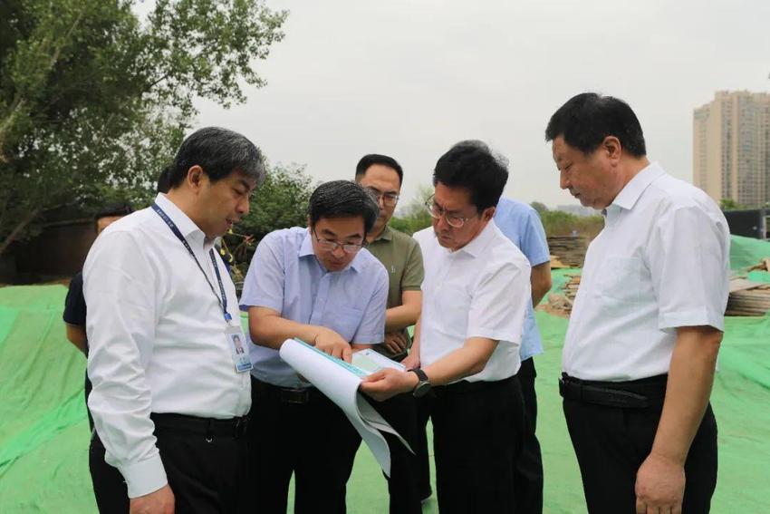 济宁市城市管理局调研组一行到太白湖新区调研城市防汛排涝项目建设情况