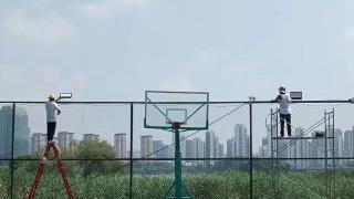 临沂滨河篮球广场增设投光灯 照亮群众休闲健身路