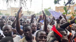 媒体：尼日尔叛军首领会见商界和宗教领袖