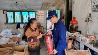 眉山青神消防：消防宣传送温暖 九九重阳筑平安