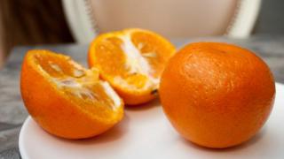 丑橘与粑粑柑：两种不同的柑橘，各有千秋