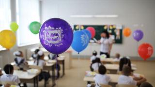 俄教育部长在知识日向教师和学生发表节日贺词