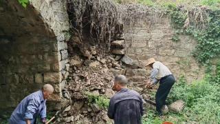 枣庄市中区孟庄镇开展河道疏浚清淤治理行动