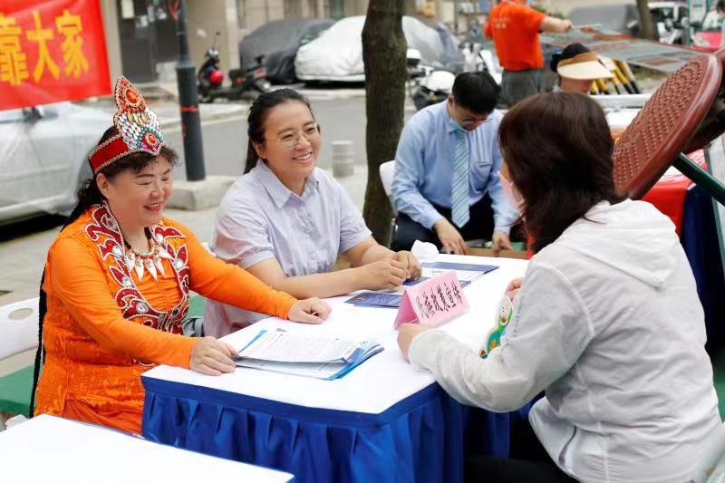 蓓蕾社区：浓情端午粽飘香，民族团结心向党