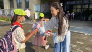 诗词上的郑州市二七区长江东路小学教育集团，开学日古诗大PK