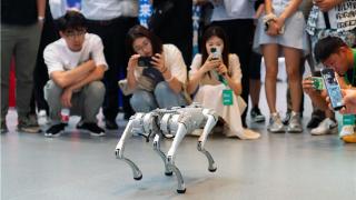 让机器人走进城市生活 雄安国际服务机器人大赛决赛开赛