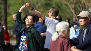 “舞”动春日