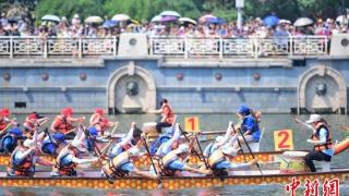 2024天津海河龙舟赛揭幕 50余个国家近百名外籍选手参赛