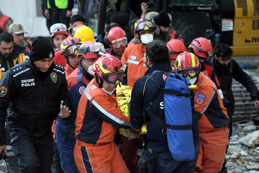 应急管理部:中国救援队已营救6名被困者