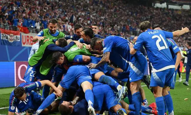 欧洲杯战况：意大利绝平，英格兰未动，C罗夺冠前景备受关注