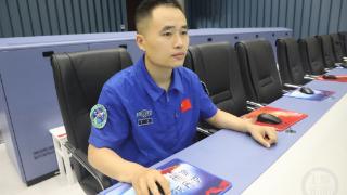 嫦娥六号成功着陆月背“挖宝”，重庆80后博士讲诉文昌航天发射场背后的故事